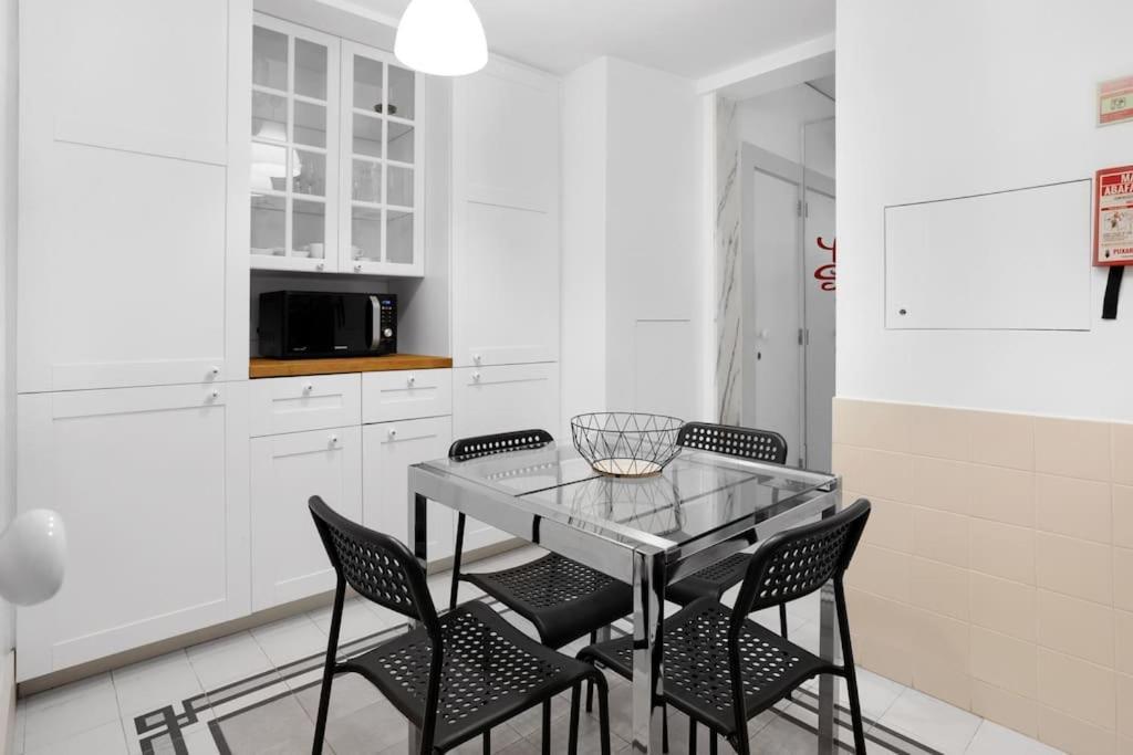 Cozy Apt In Heart Of Lisbon With Ac! Apartment Екстериор снимка